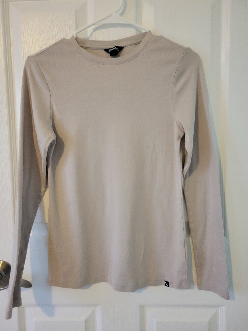 Women's Eddie Bauer Tan Long Sleeve T-Shirt - Small